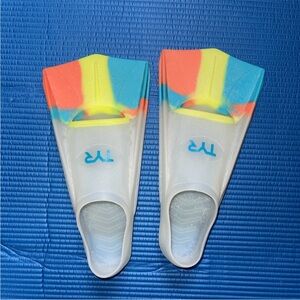 TYR Short Bladed Swim Fins - Multicolor (Blue/Yellow/Orange) small